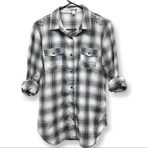 Dream Out Loud Plaid Studded Shoulder Button Down Long Sleeve‎ Shirt
